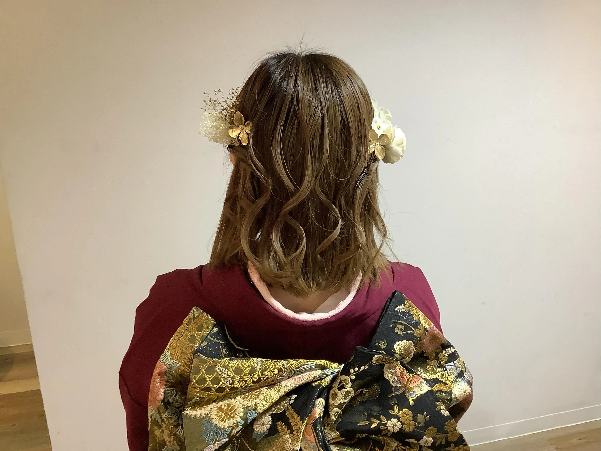 結婚式へご列席のお客様のヘアセットと着付けをさせていただきま...